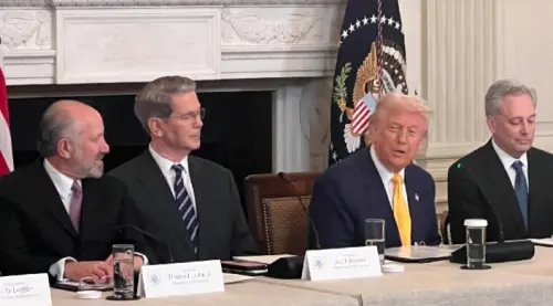 Donald Trump Plans Meeting with Cryptocurrency Industry Leaders at White House